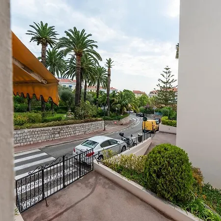 Διαμέρισμα Magnifique A *